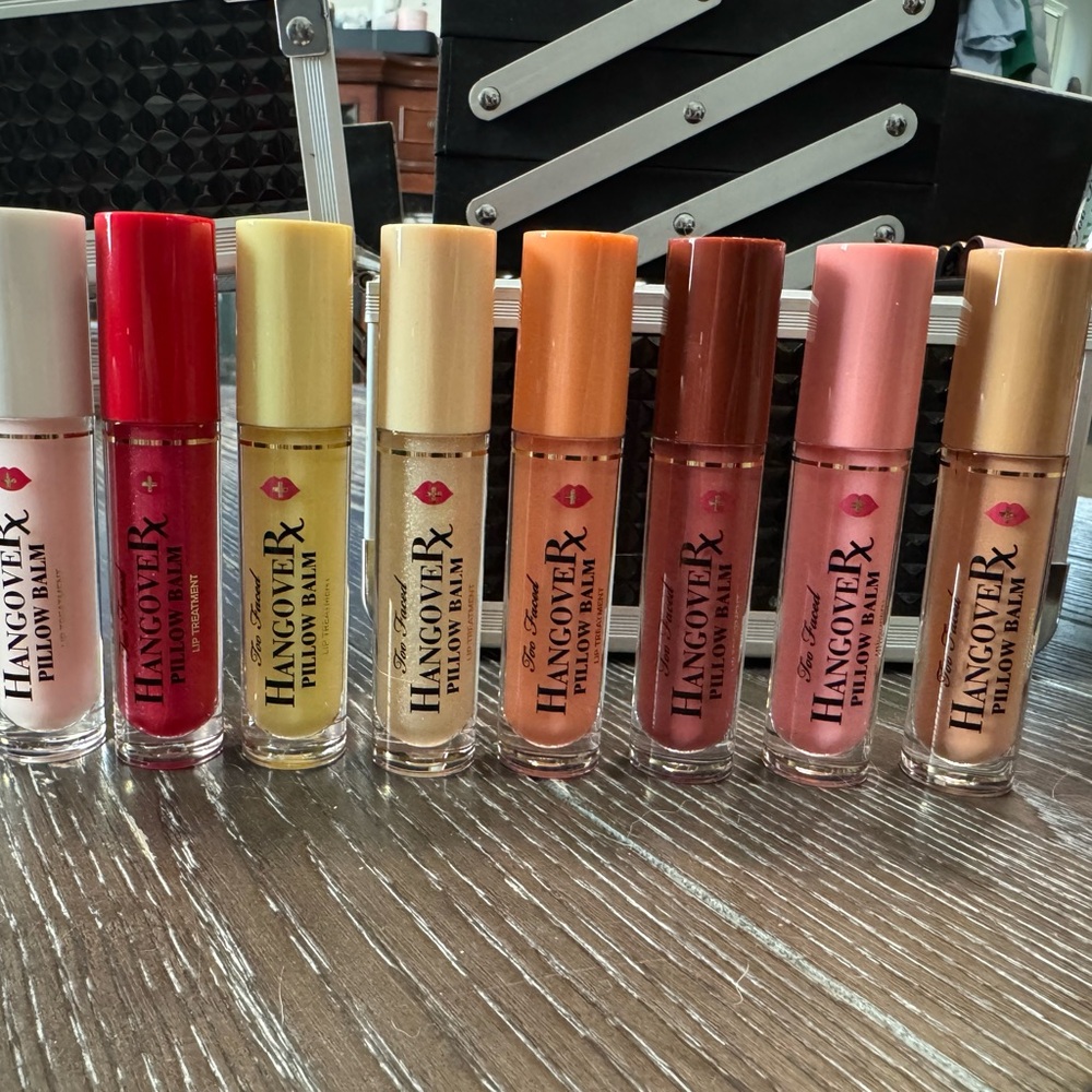 Too Faced Hangover Pillow Balm Hydrating Lip Treatment Bundle